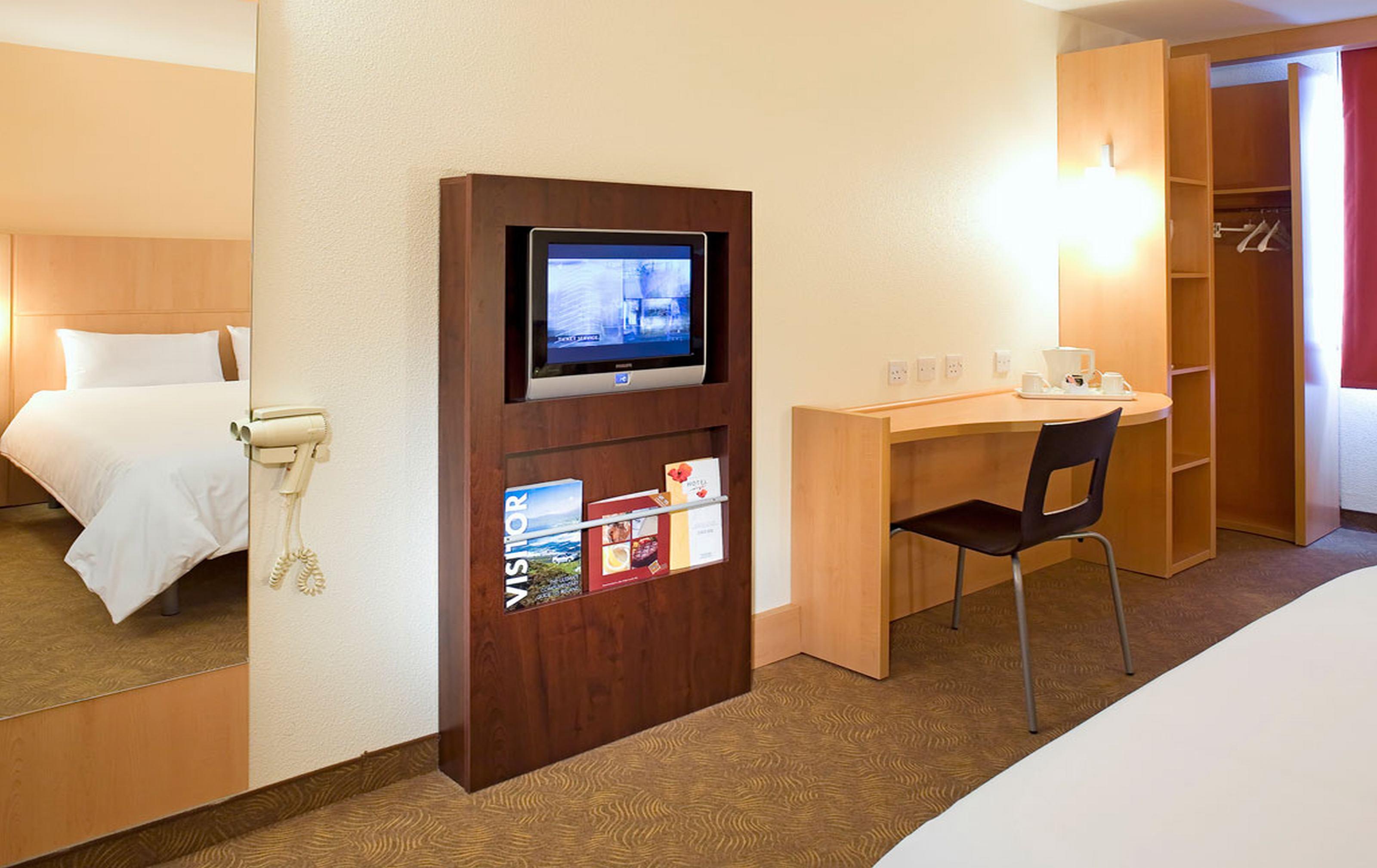 Ibis 3*