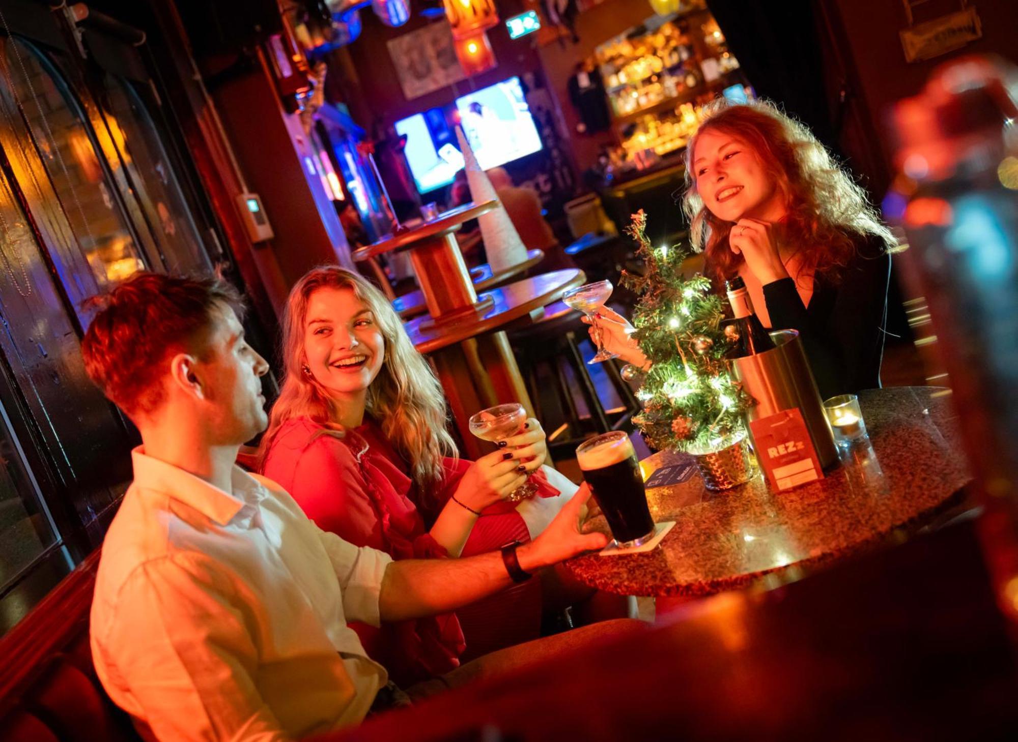 Rezz Temple Bar, 3*