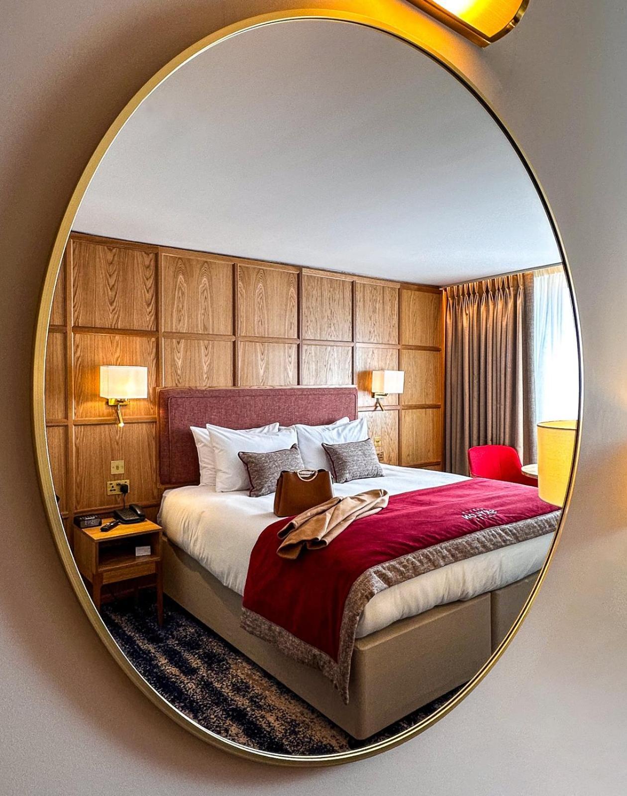 Hotel Skylon