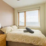 Stylish Central Apt At Aviva