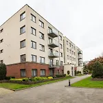 Stylish Central Apt At Aviva