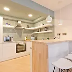 1 Bedroom Apartment Near The Aviva Stadium Sleeps 4