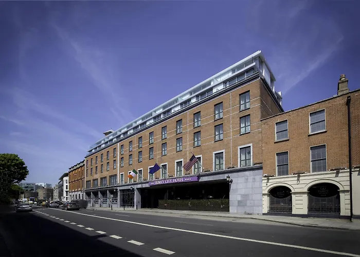 The Trinity City Hotel