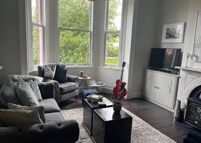 Beautiful 3 Bed House In Rathgar Short Walk To Dublin City Centre