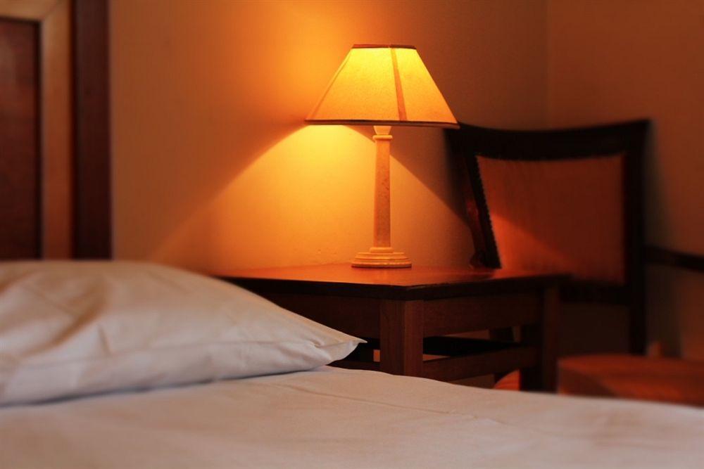 Lynams Hotel 2*