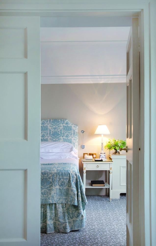 The Merrion 5*
