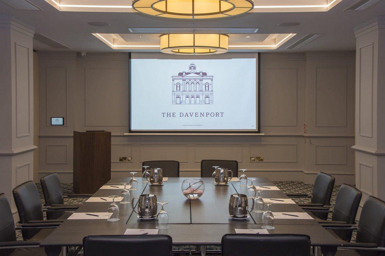 The Davenport 4*
