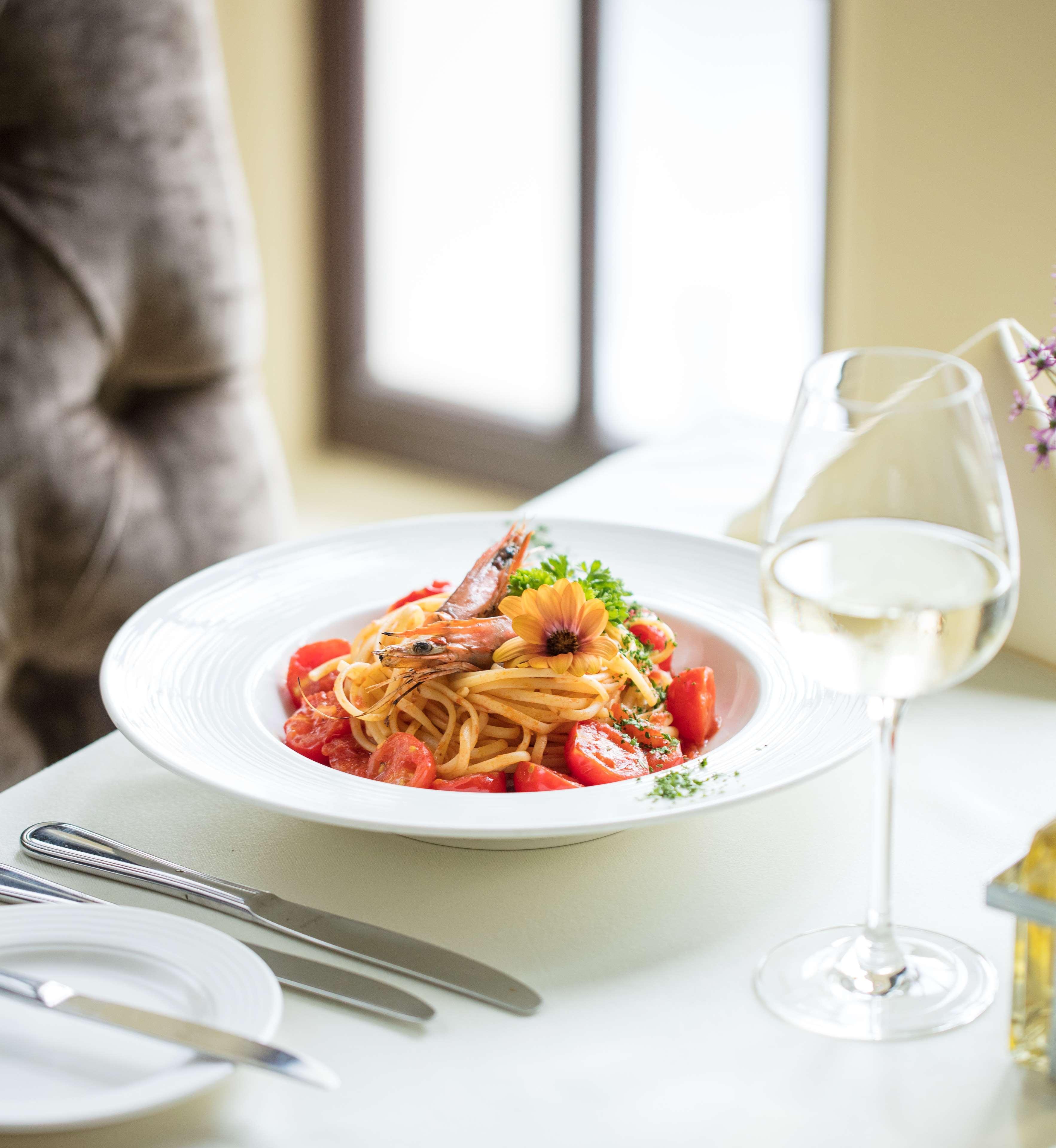 Radisson Blu St. Helen's 5* Dublin