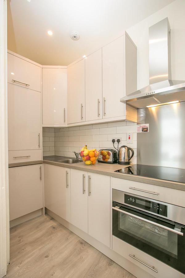 Apartment St Stephen's District-1