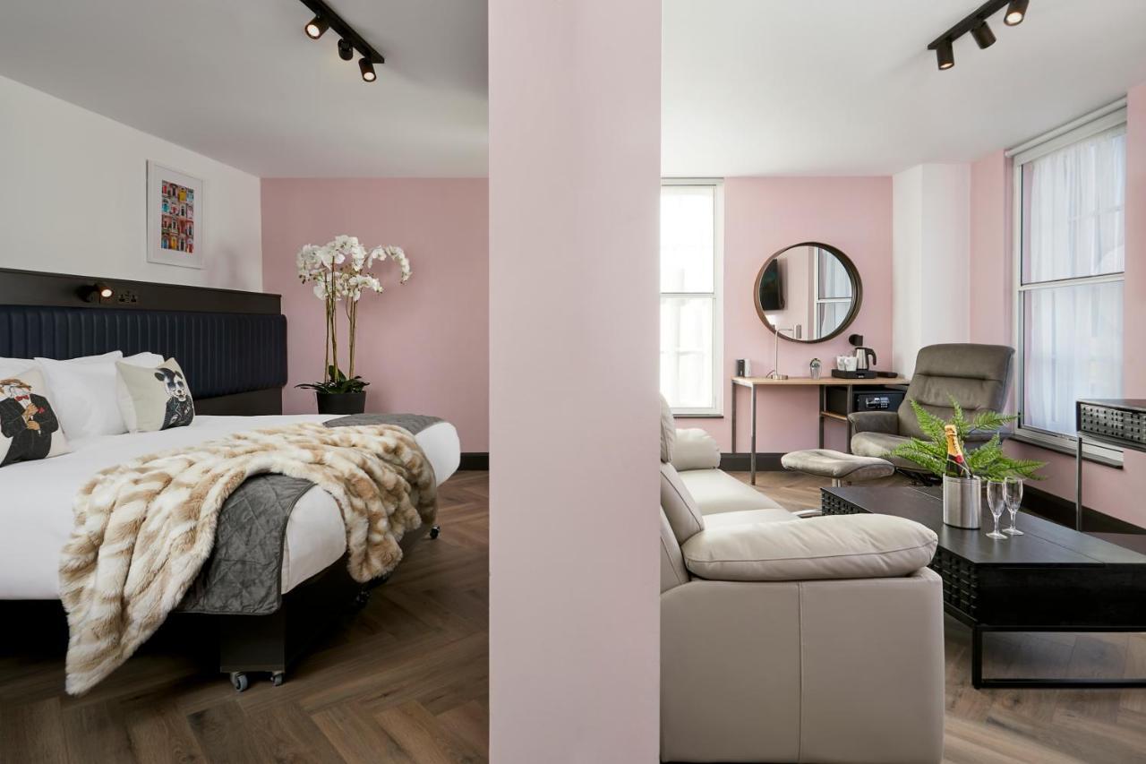 Hotel One 4*