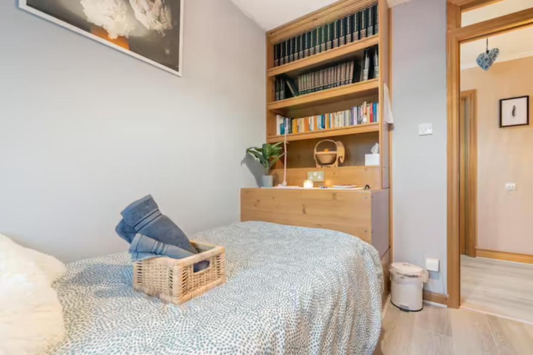 Private In * Dublin