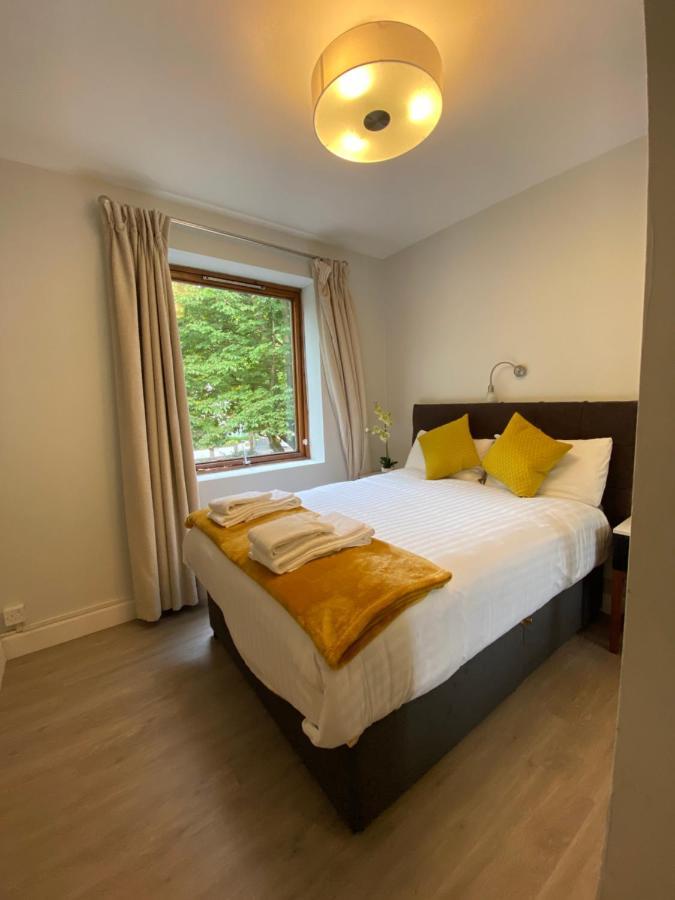 Ailesbury Oaks Apartment *