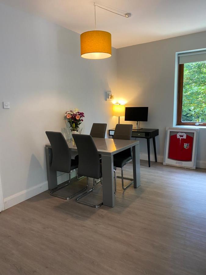 Ailesbury Oaks * Dublin