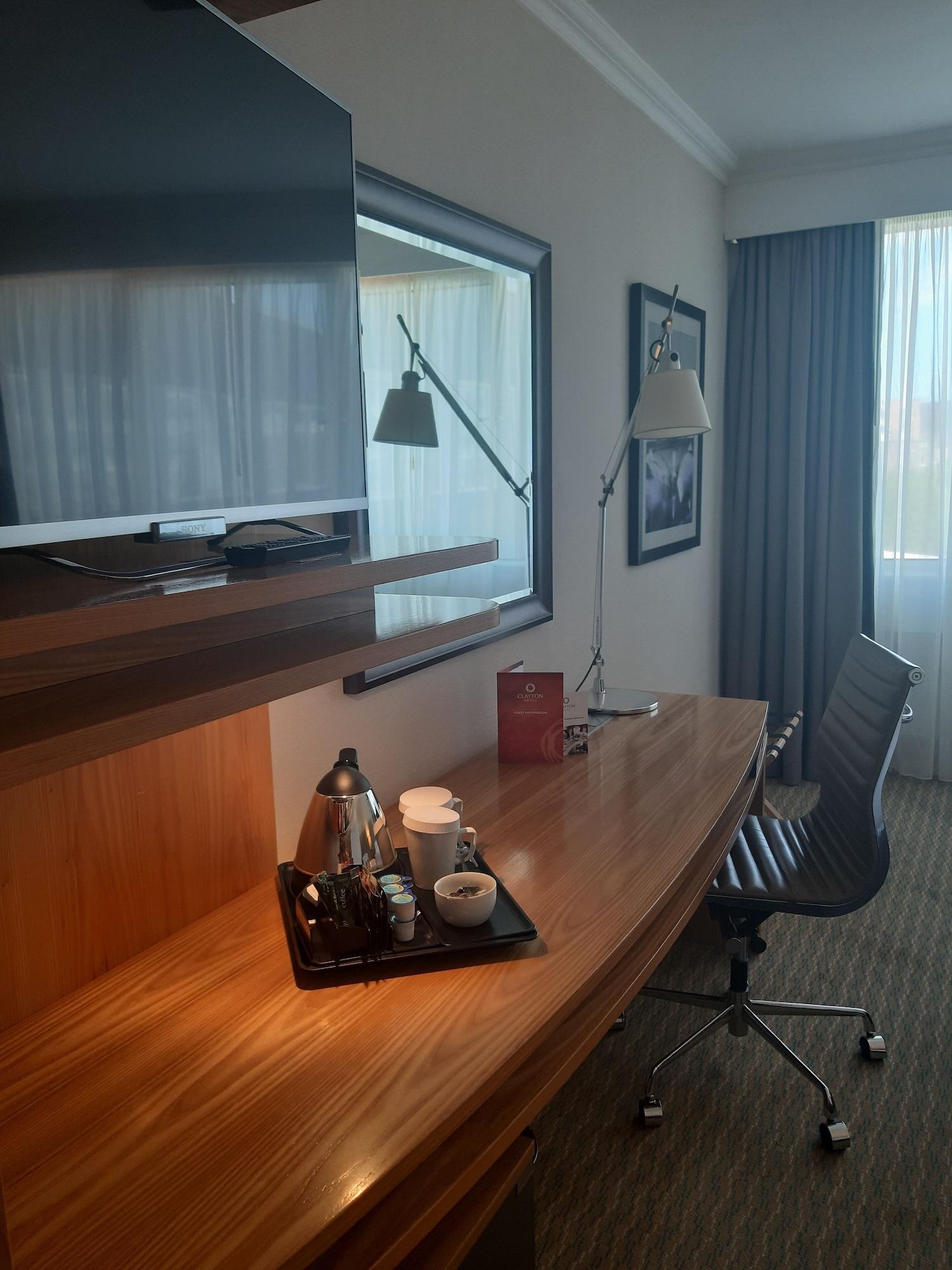 Clayton Burlington Road 4* Dublin