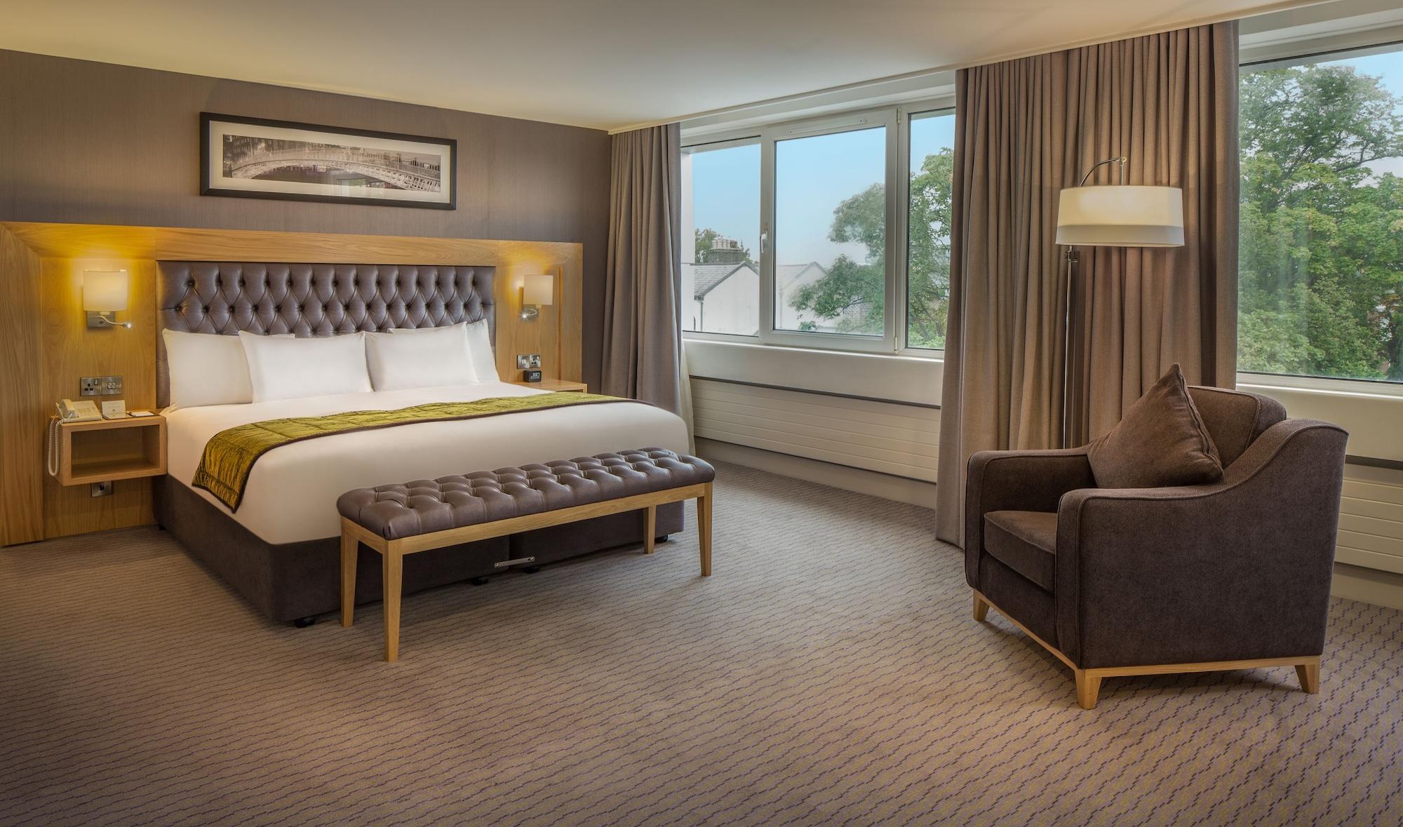 Clayton Burlington Road Hotel
