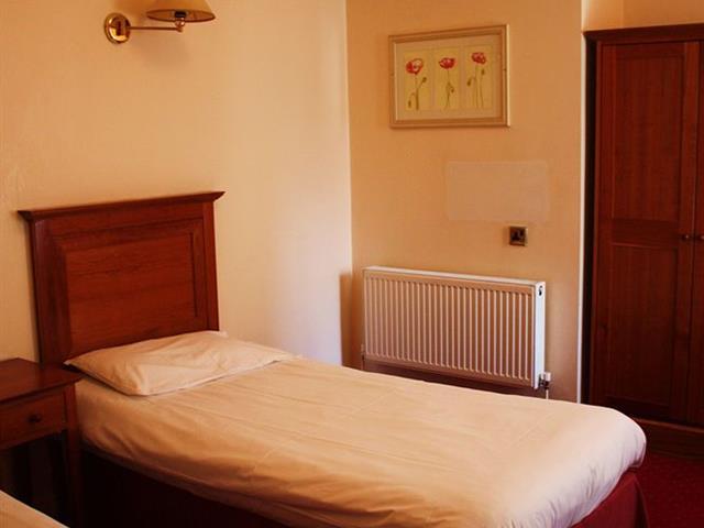 Lynams Hotel