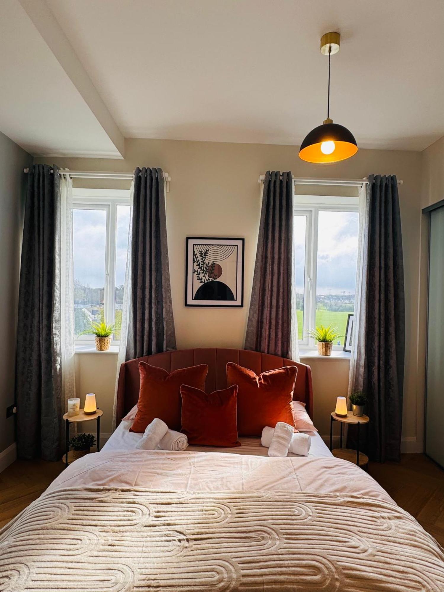 Finnstown Hall- Private In Shared With The Host *