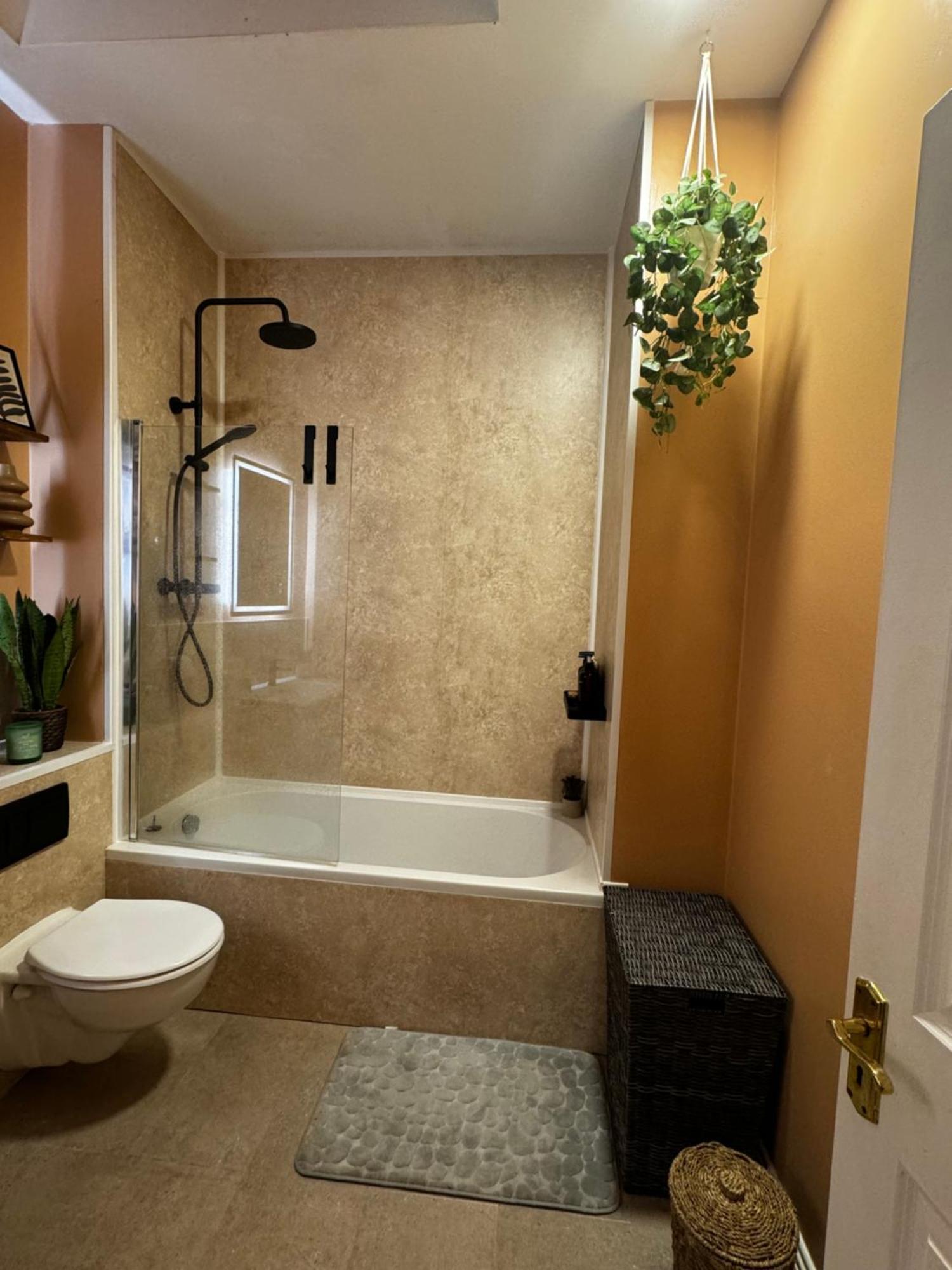 Homestay Finnstown Hall- Private In Shared With The Host *