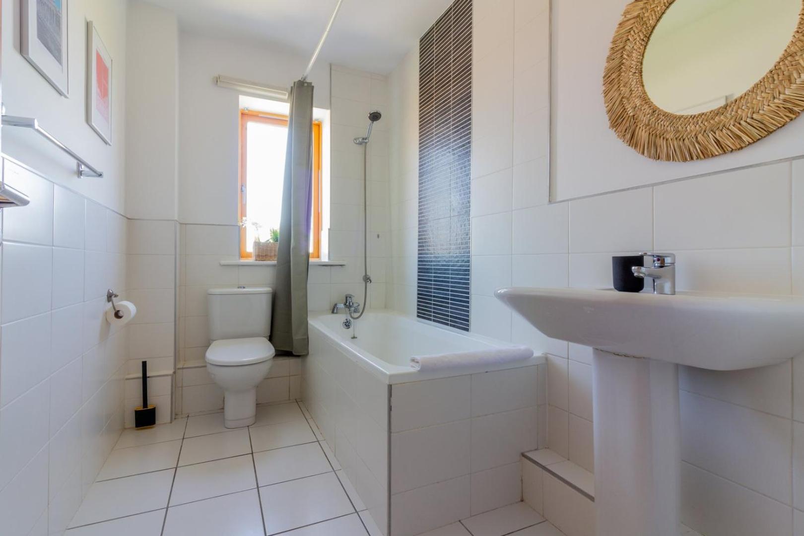 Guestready - Modern By Pheonix Park Apartment