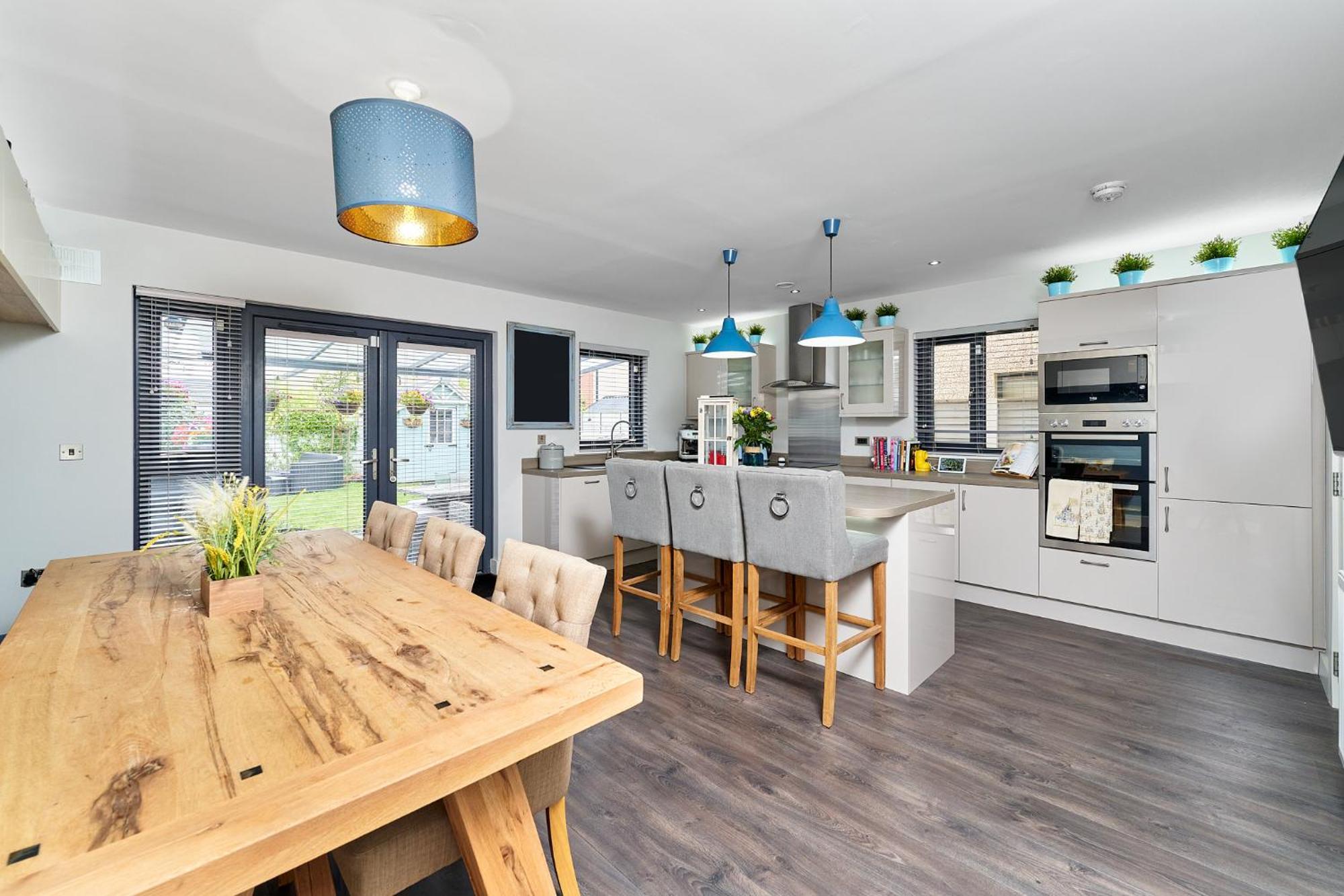 Modern Clonsilla Townhouse Sleeps 6 Holiday home Dublin