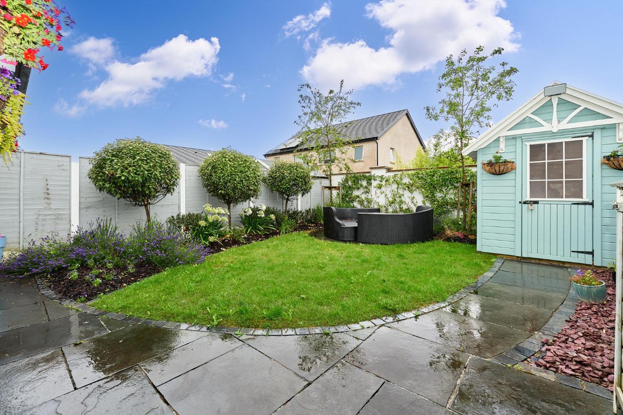 Modern Clonsilla Townhouse Sleeps 6