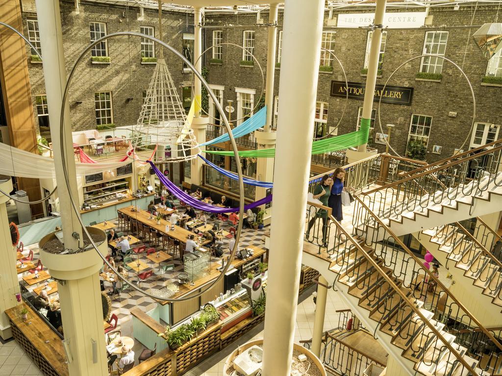 Clayton Burlington Road Hotel 4*