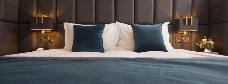 Iveagh Garden Hotel 4*