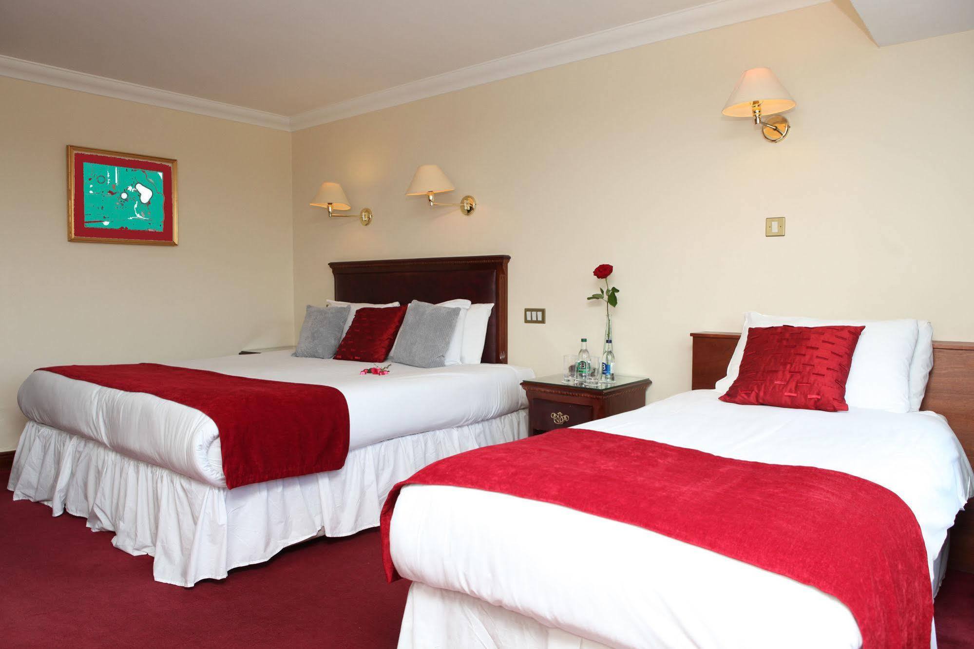 Hotel Maldron Merrion Road 4*