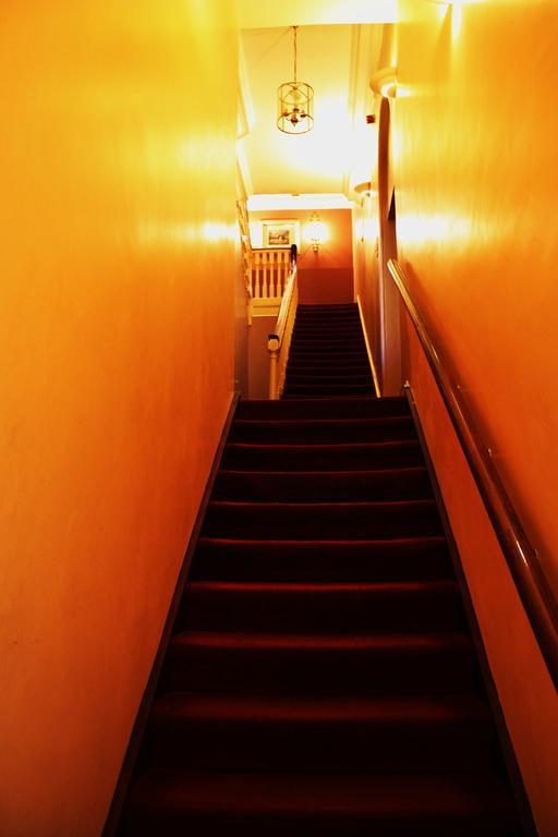 Hotel Lynams 2*
