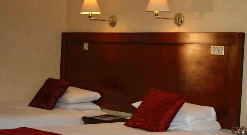 Hotel Maldron Merrion Road 4*