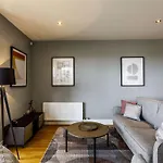 Private Room Available In Spacious High Rise Apartment With Park & City View