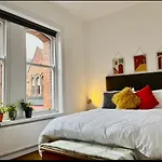 Charming City Townhouse