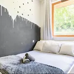 Spacious Room With Relaxing View