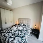 Private King Size Room In Well Decorated Shared Flat