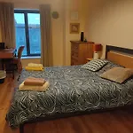Swallows Nest - Spacious Bright Double Bedroom With Ensuite Bathroom