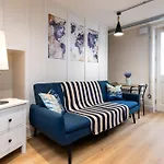 Modern Studio Apt - 20 Min Walk To Ha Penny Bridge