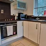 Peaceful & Pet Friendly 200Mtrs To Dundrum Centre
