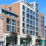 Luxury Ivy Exchange Apartments
