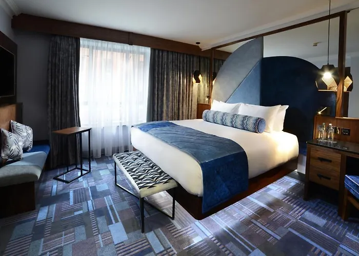Arthaus Hotel