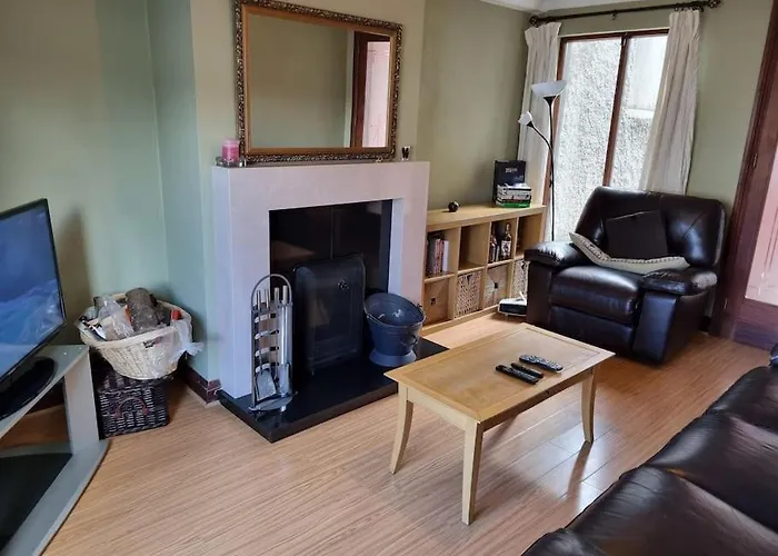 Entire House With Parking, Centrally Located & Close To Aviva Stadium