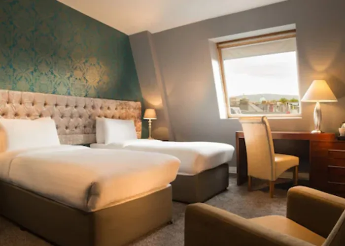 Camden Deluxe Hotel