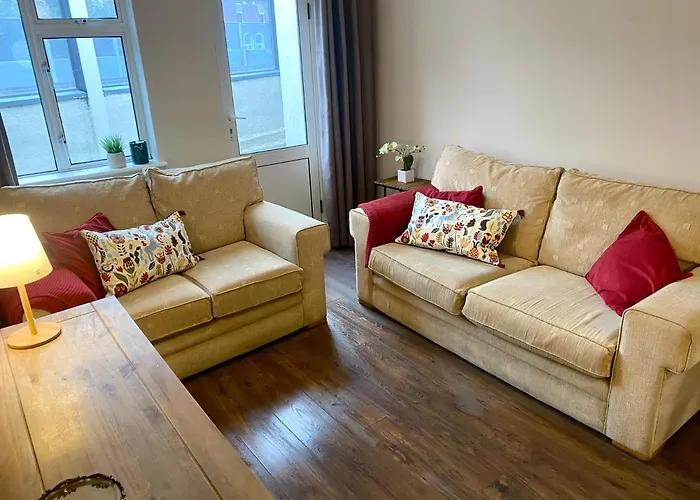 City Centre House Close To 3 Arena