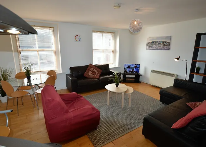 Metrostays - Stephen\'S Green 7-2