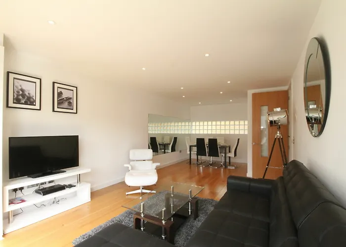 Hanover Quay Apartment