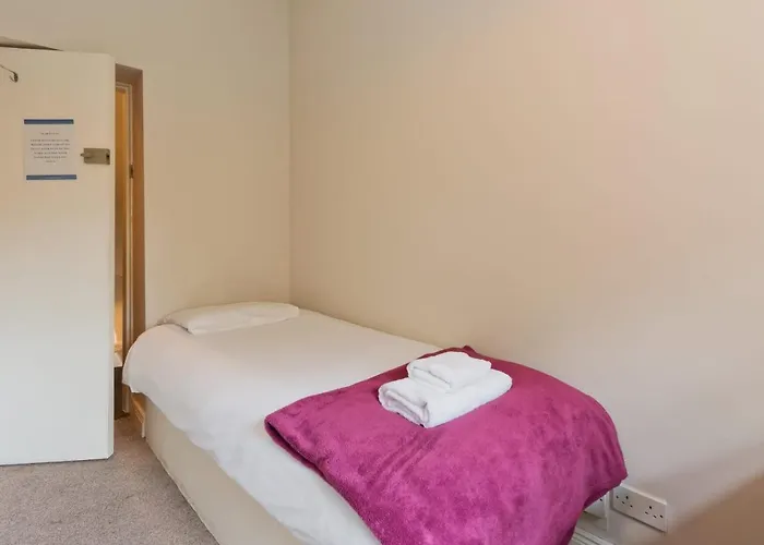 4 Small Bedsit 10 Minutes Walk To Dublin City Groy61