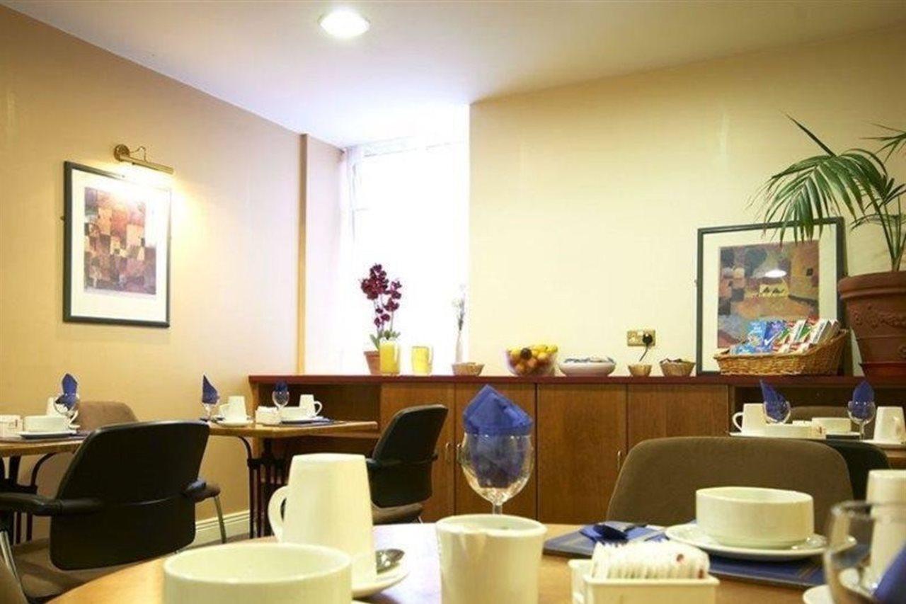 Hotel Rathmines Capital 2*