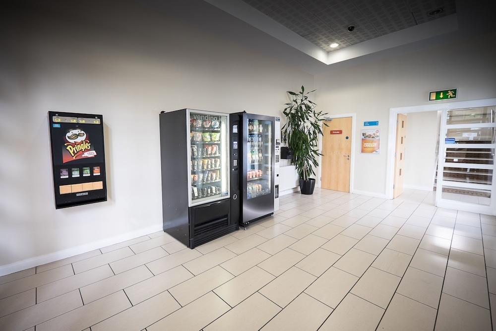 Travelodge Dublin Airport South Hotel Collinstown (Santry)