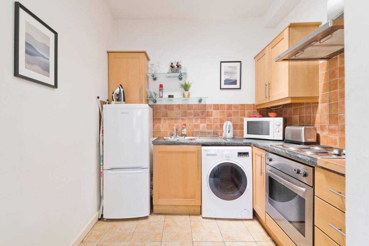 Immaculate 1-bed In 1 Apartment