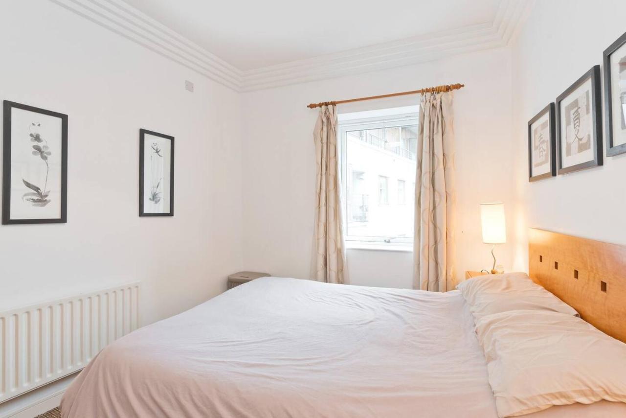 Immaculate 1-bed In 1
