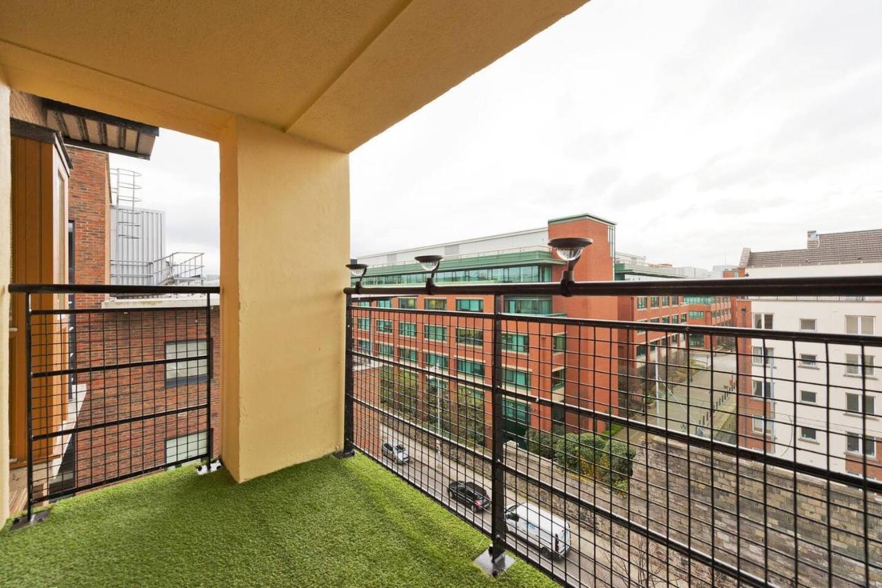 Apartment Stunning 3-bed In 1 *